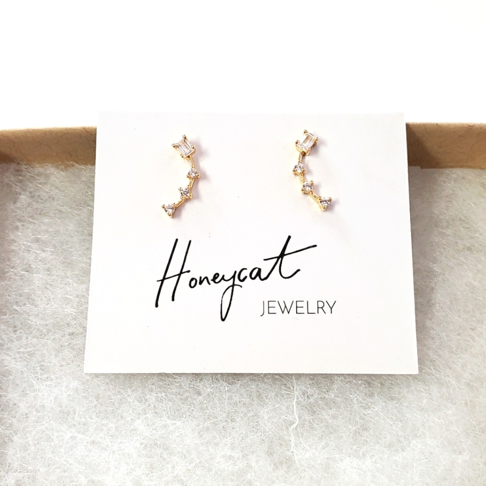 NWT Honeycat Ear Crawler Earrings 18 karat gold coated Rhinestone Earrings